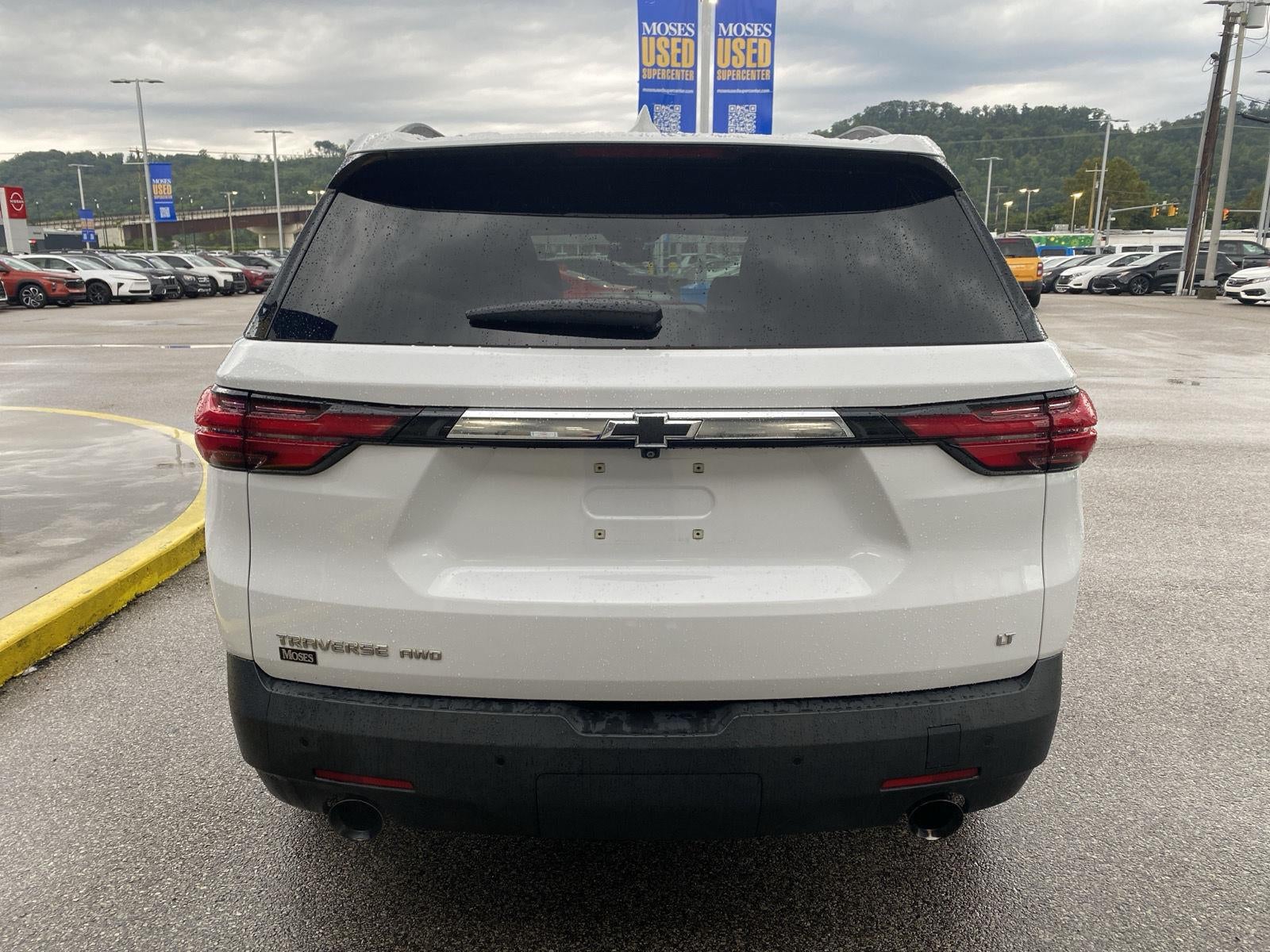 2022 Chevrolet Traverse LT Leather