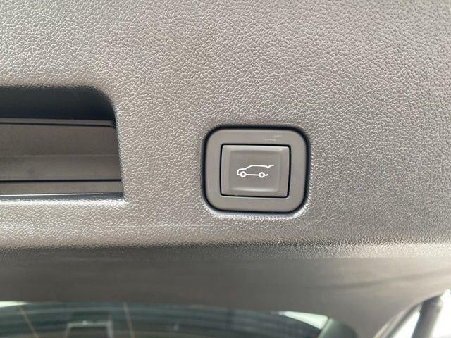 2025 Chevrolet Traverse AWD RS