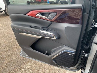 2025 Chevrolet Traverse AWD RS
