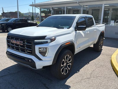 2023 GMC Canyon 4WD AT4
