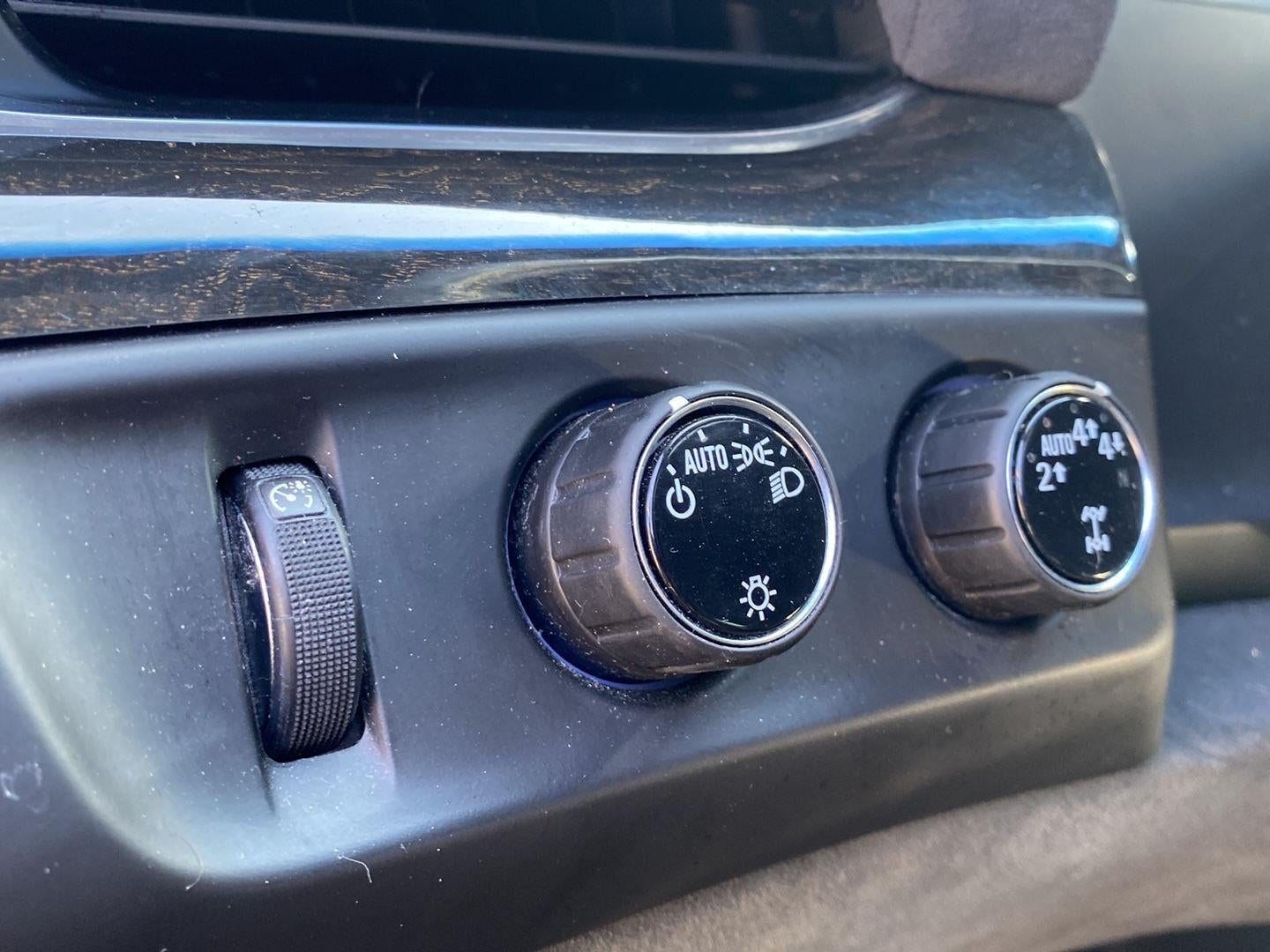 2018 Cadillac Escalade ESV Platinum