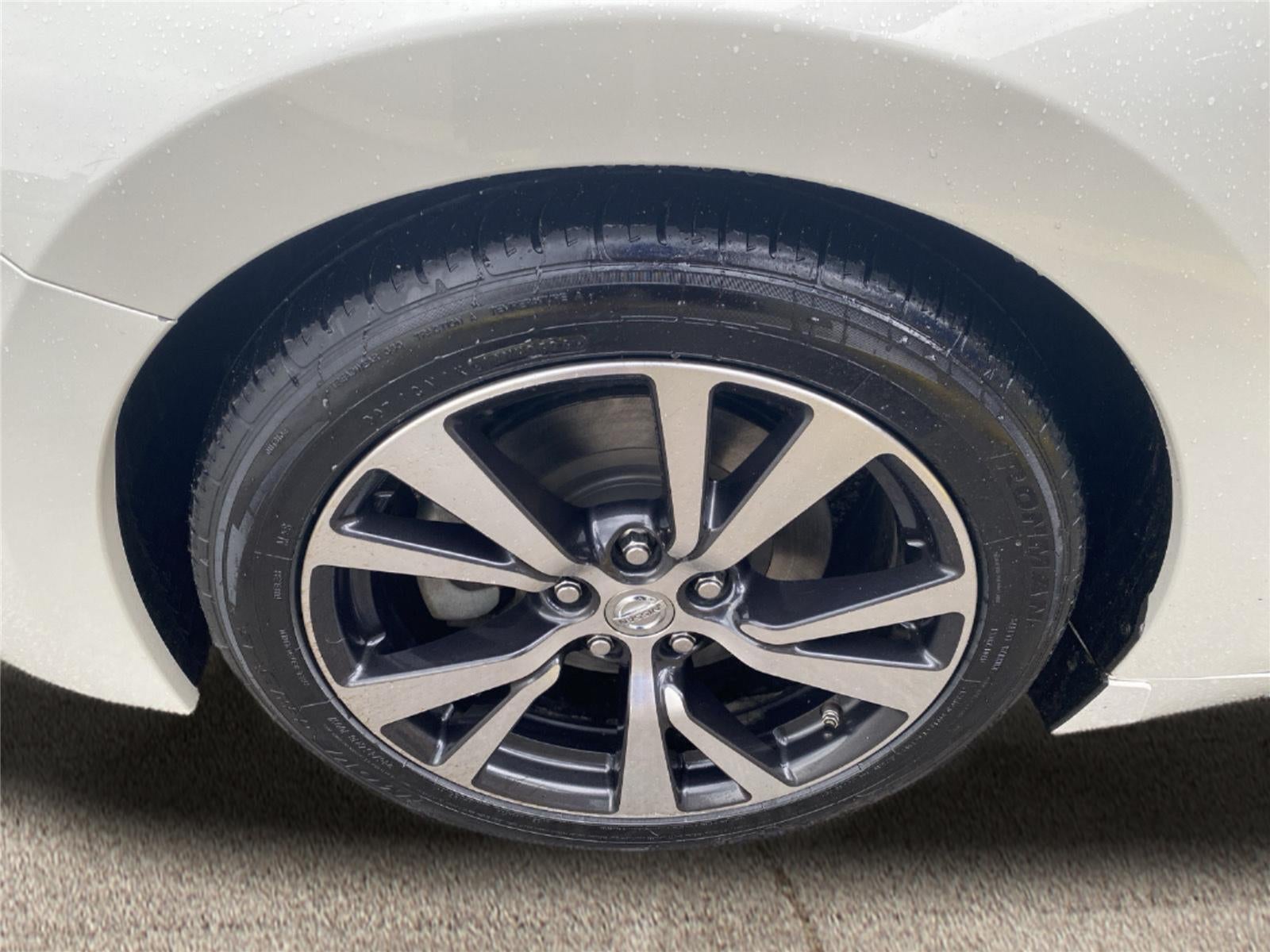 2017 Nissan Maxima Platinum