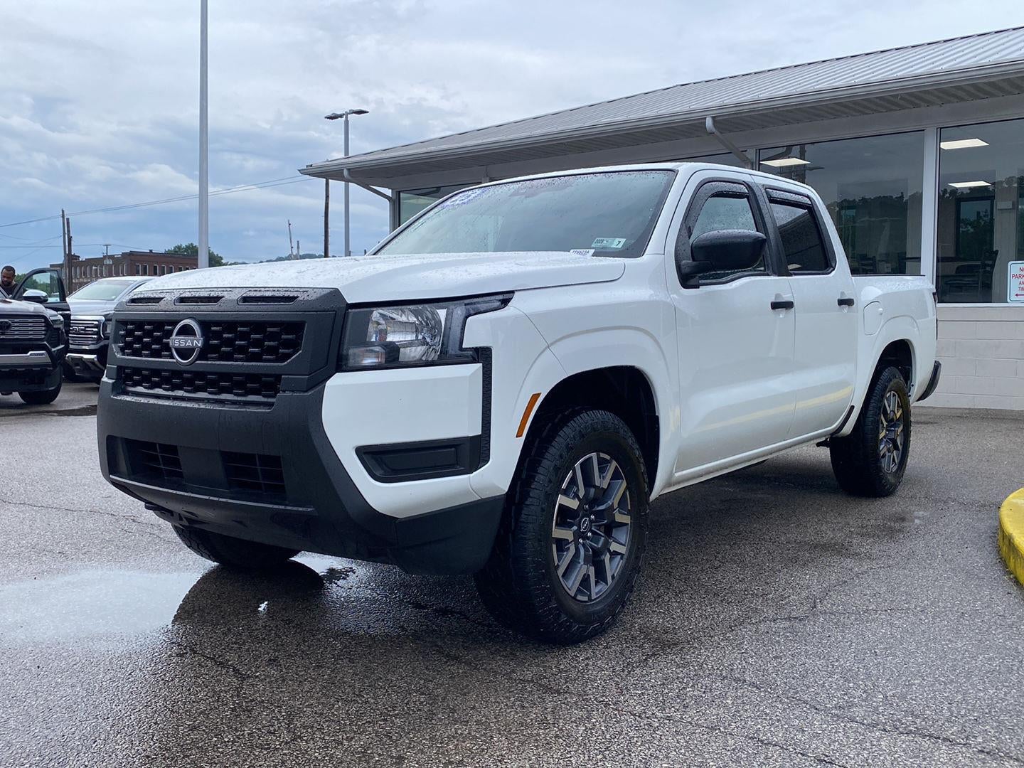2025 Nissan Frontier S