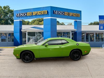 2017 Dodge Challenger SXT