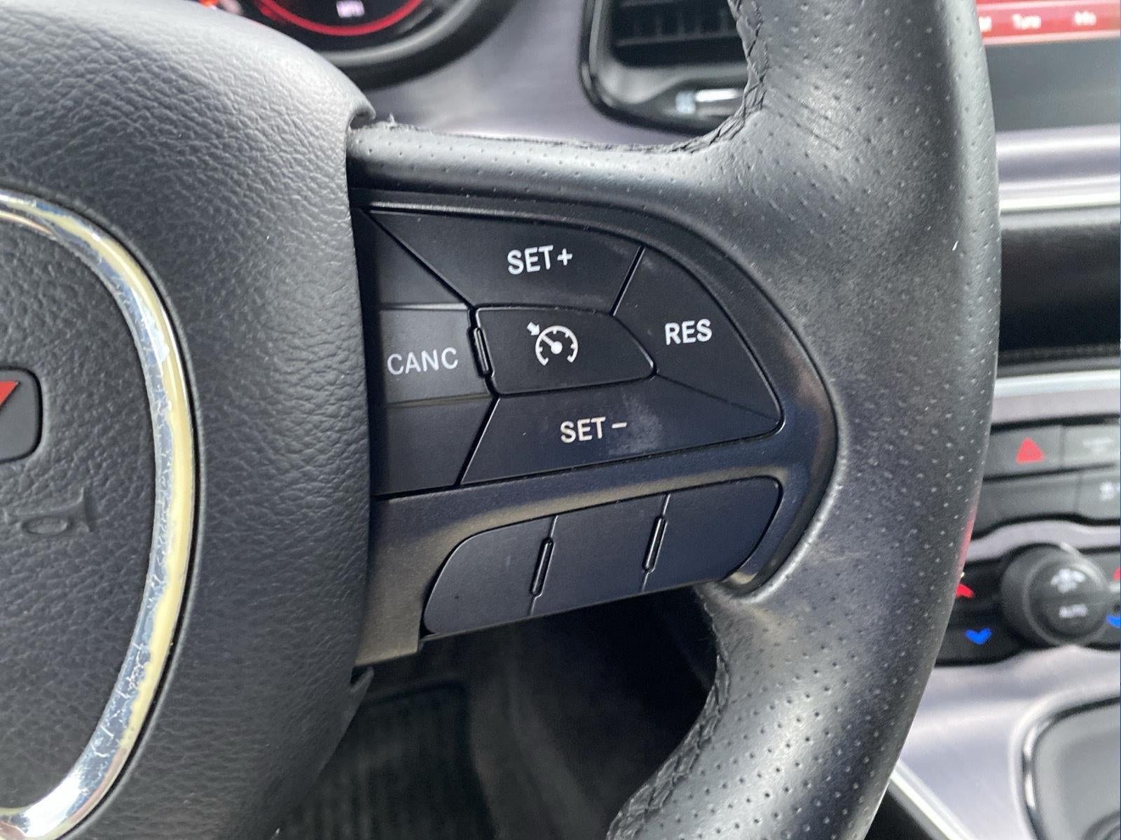 2017 Dodge Challenger SXT