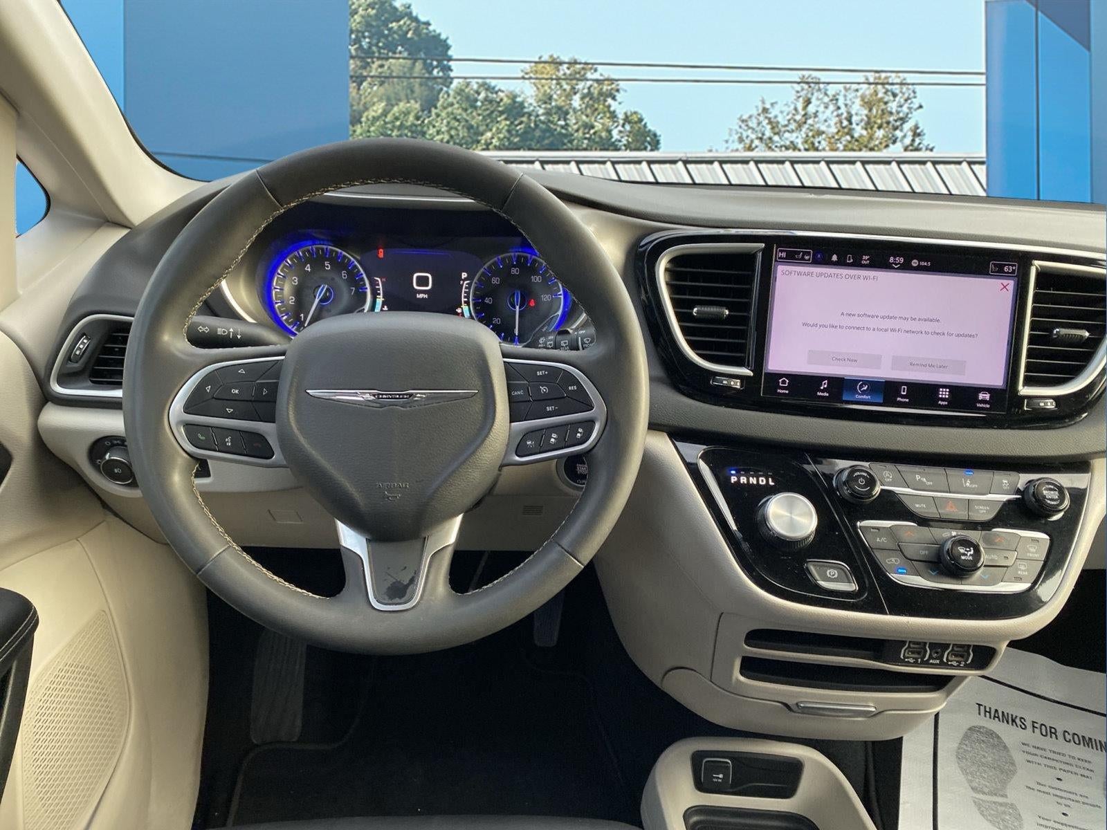 2024 Chrysler Pacifica Touring L