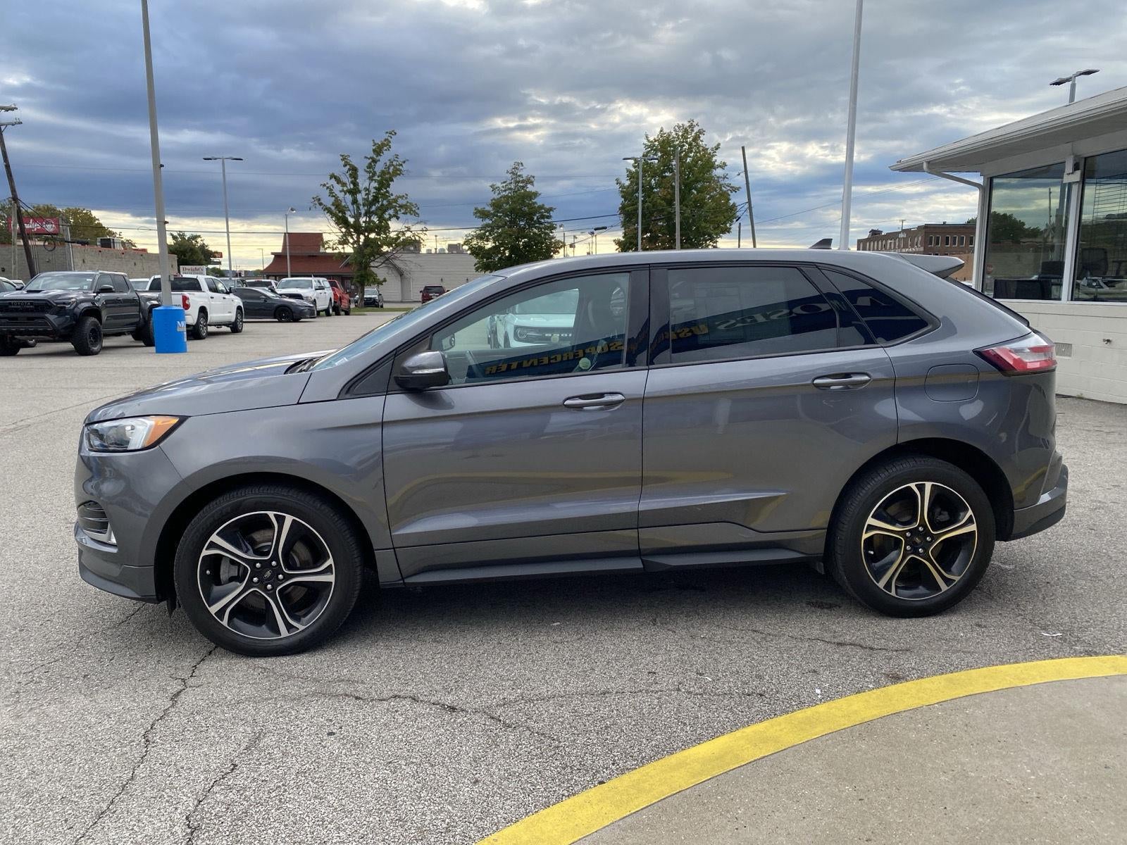 2021 Ford Edge ST