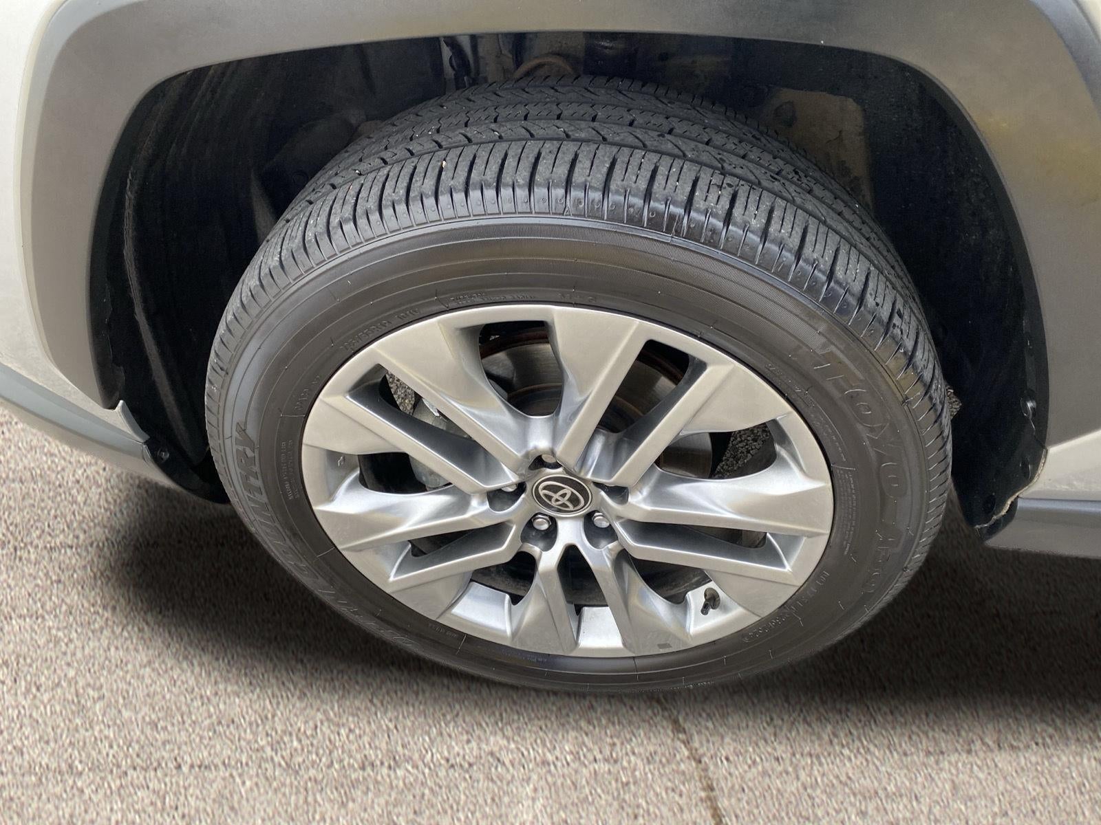 2024 Toyota RAV4 XLE Premium