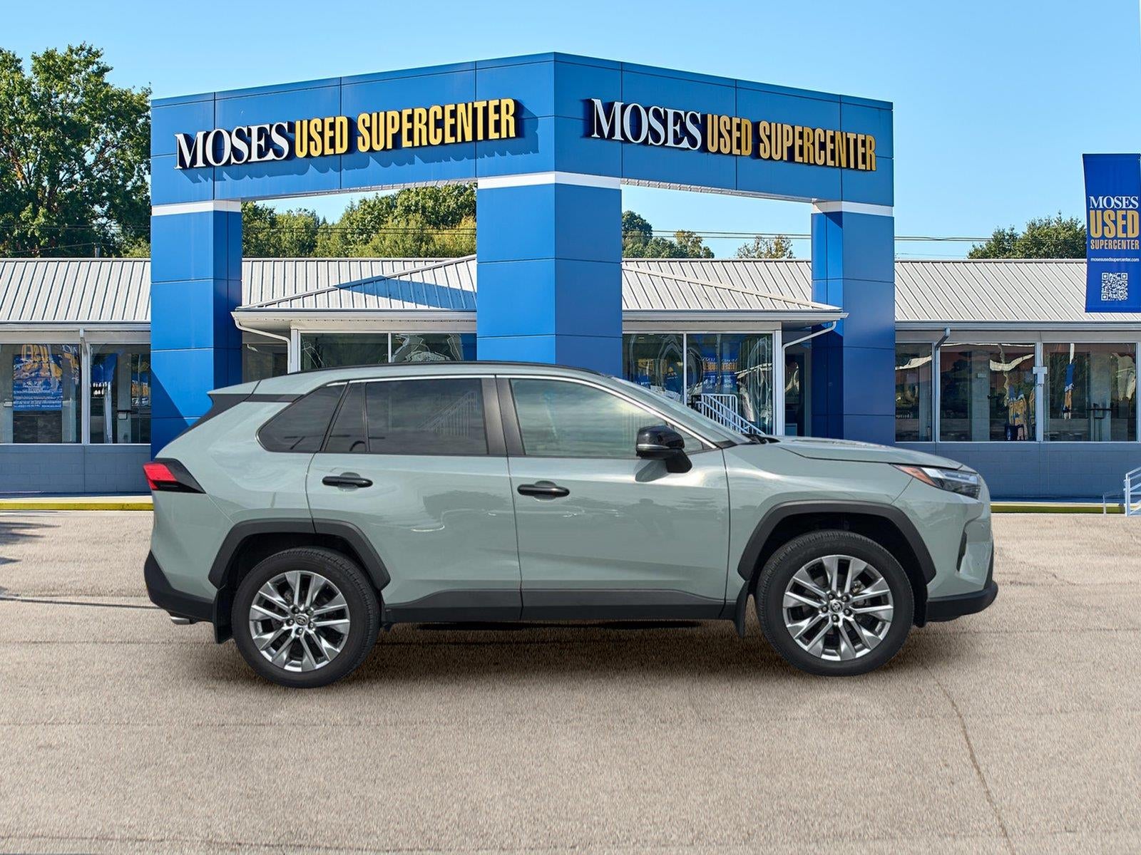 2023 Toyota RAV4 XLE Premium