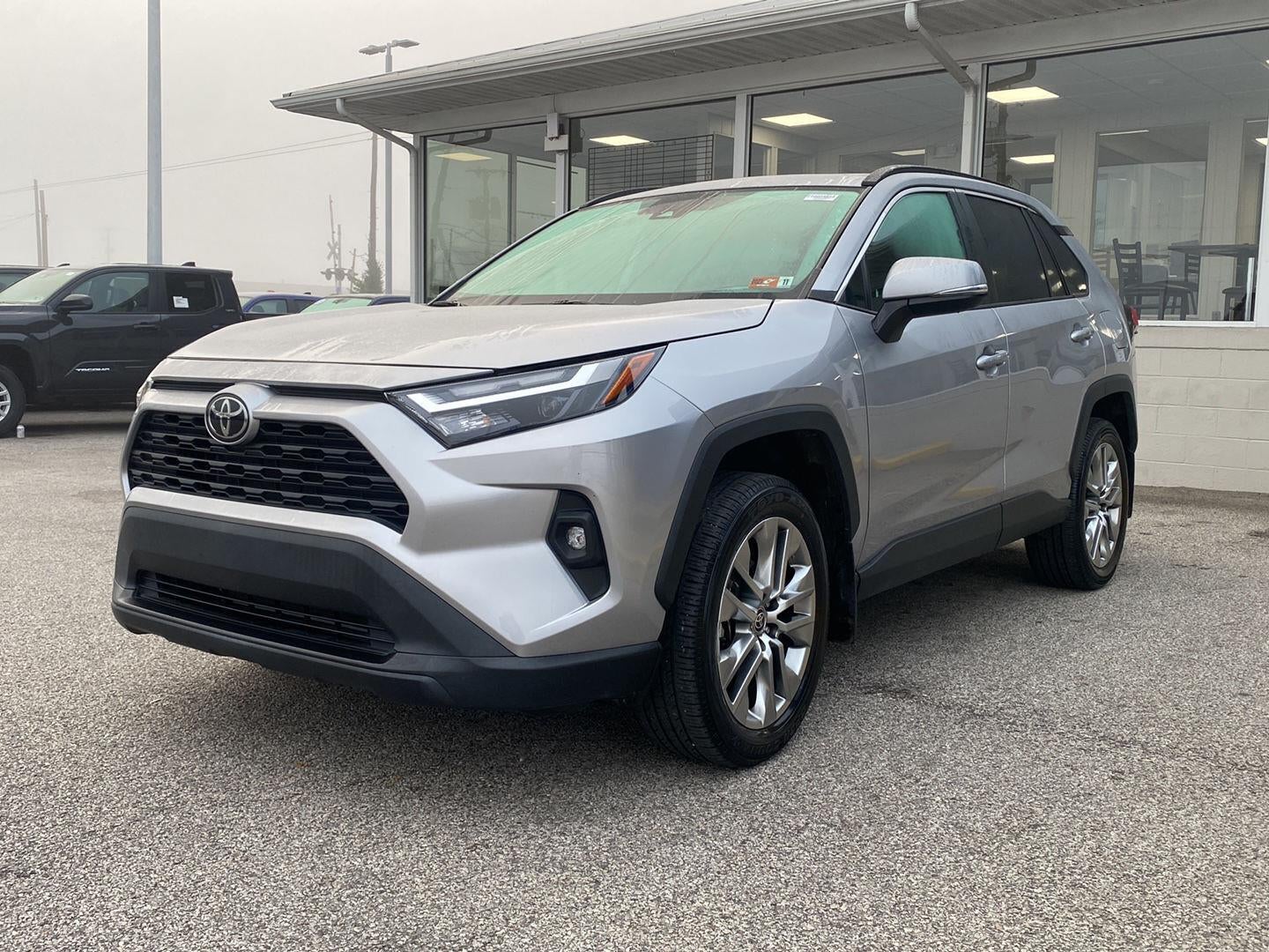 2023 Toyota RAV4 XLE Premium