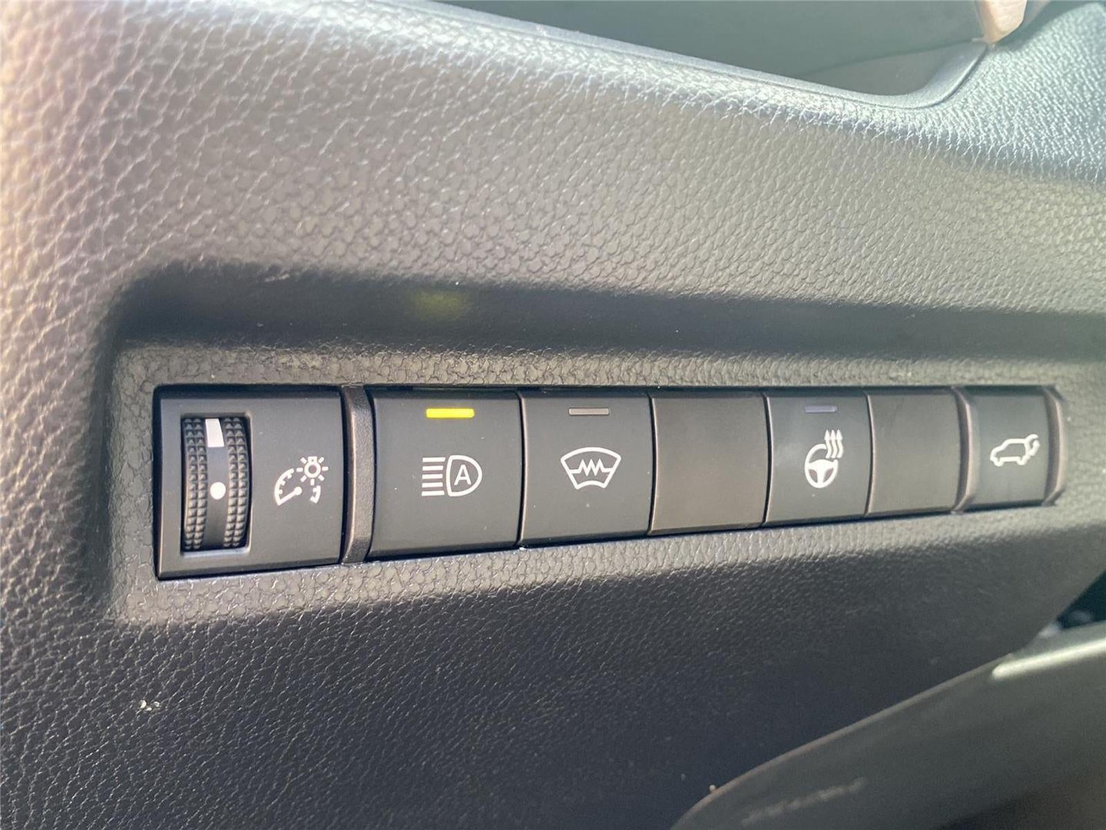 2025 Toyota RAV4 Hybrid XLE Premium