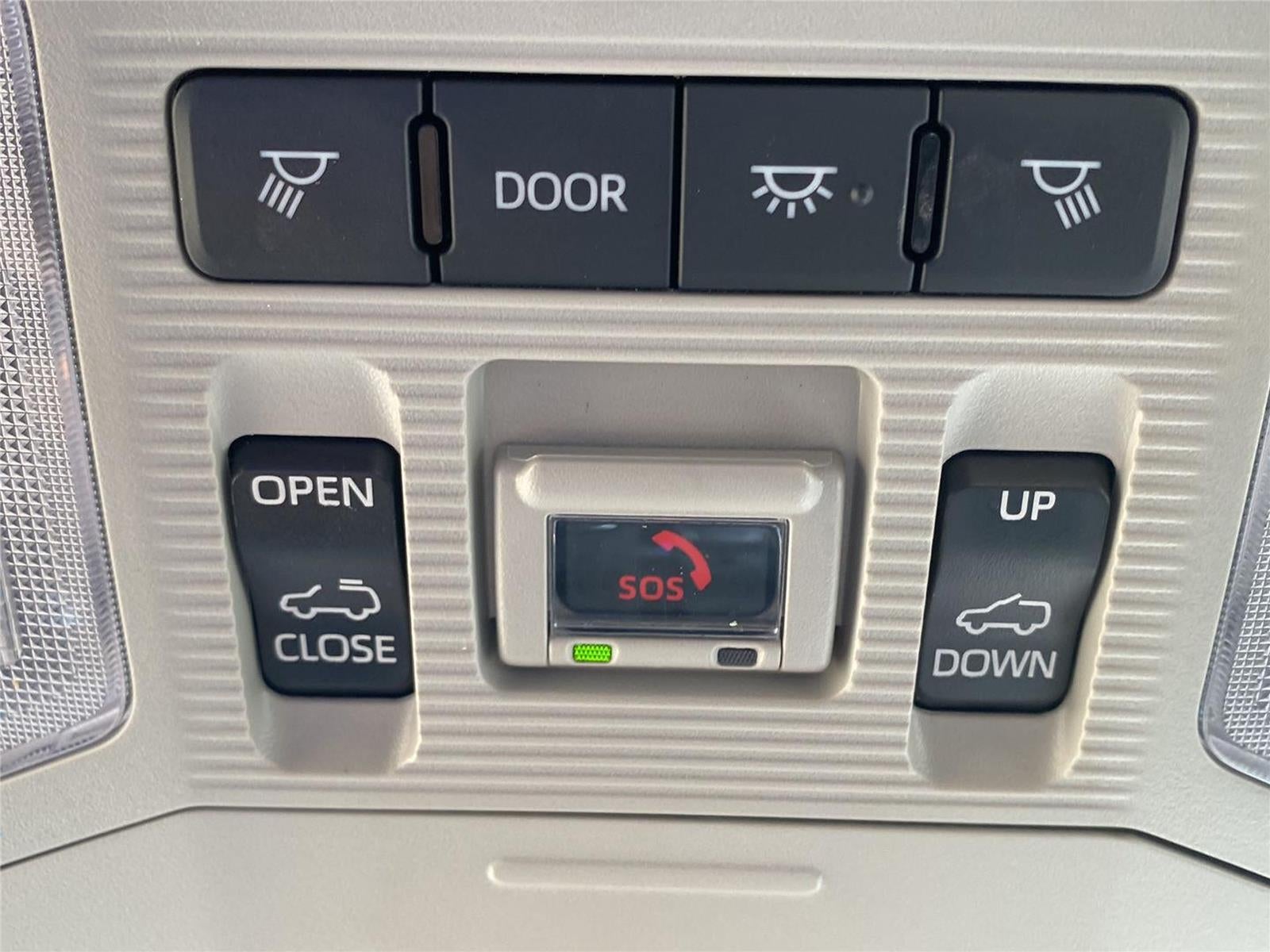 2025 Toyota RAV4 Hybrid XLE Premium