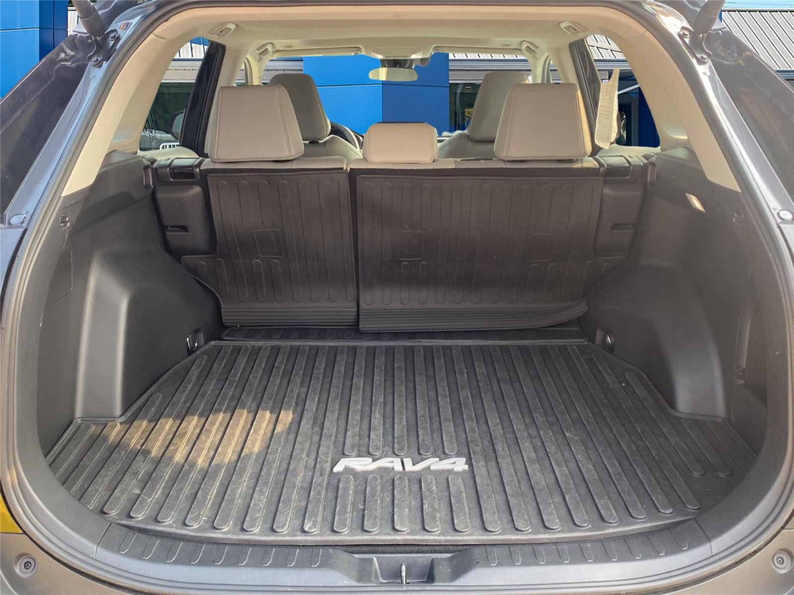2025 Toyota RAV4 Hybrid XLE Premium
