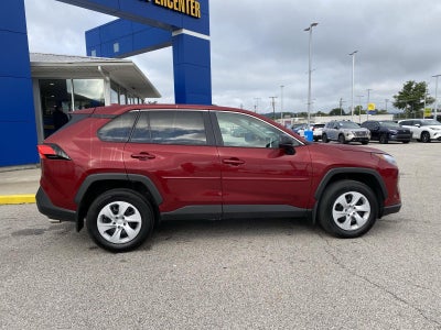 2025 Toyota RAV4 LE
