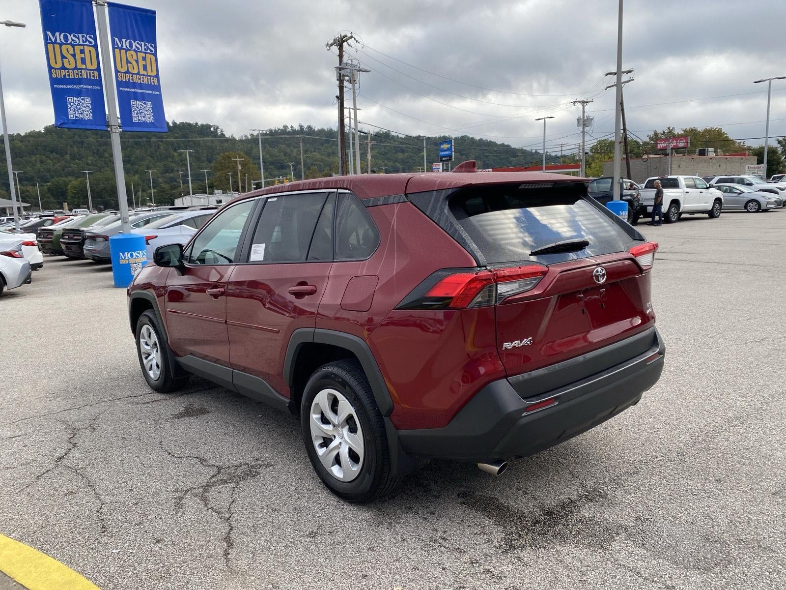 2025 Toyota RAV4 LE