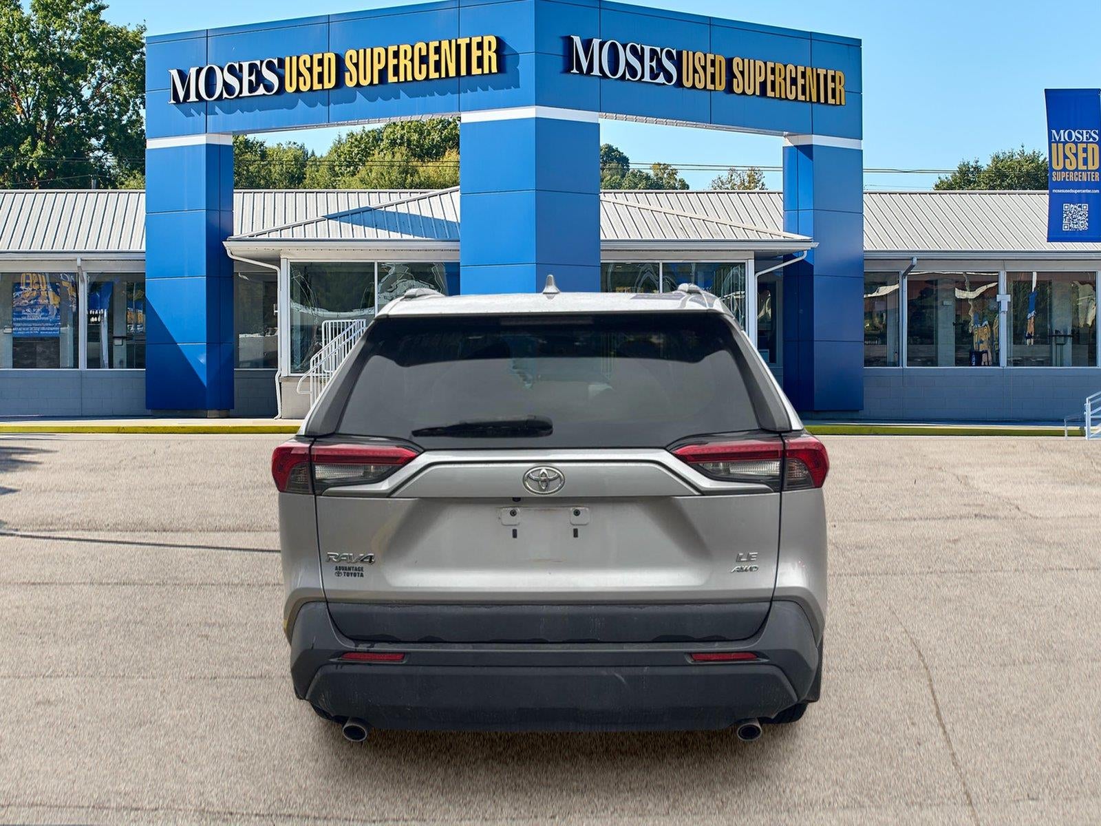 2019 Toyota RAV4 LE