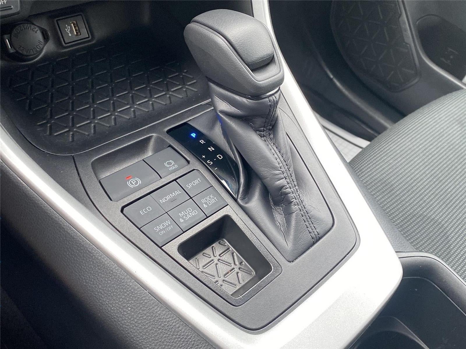 2024 Toyota RAV4 LE AWD