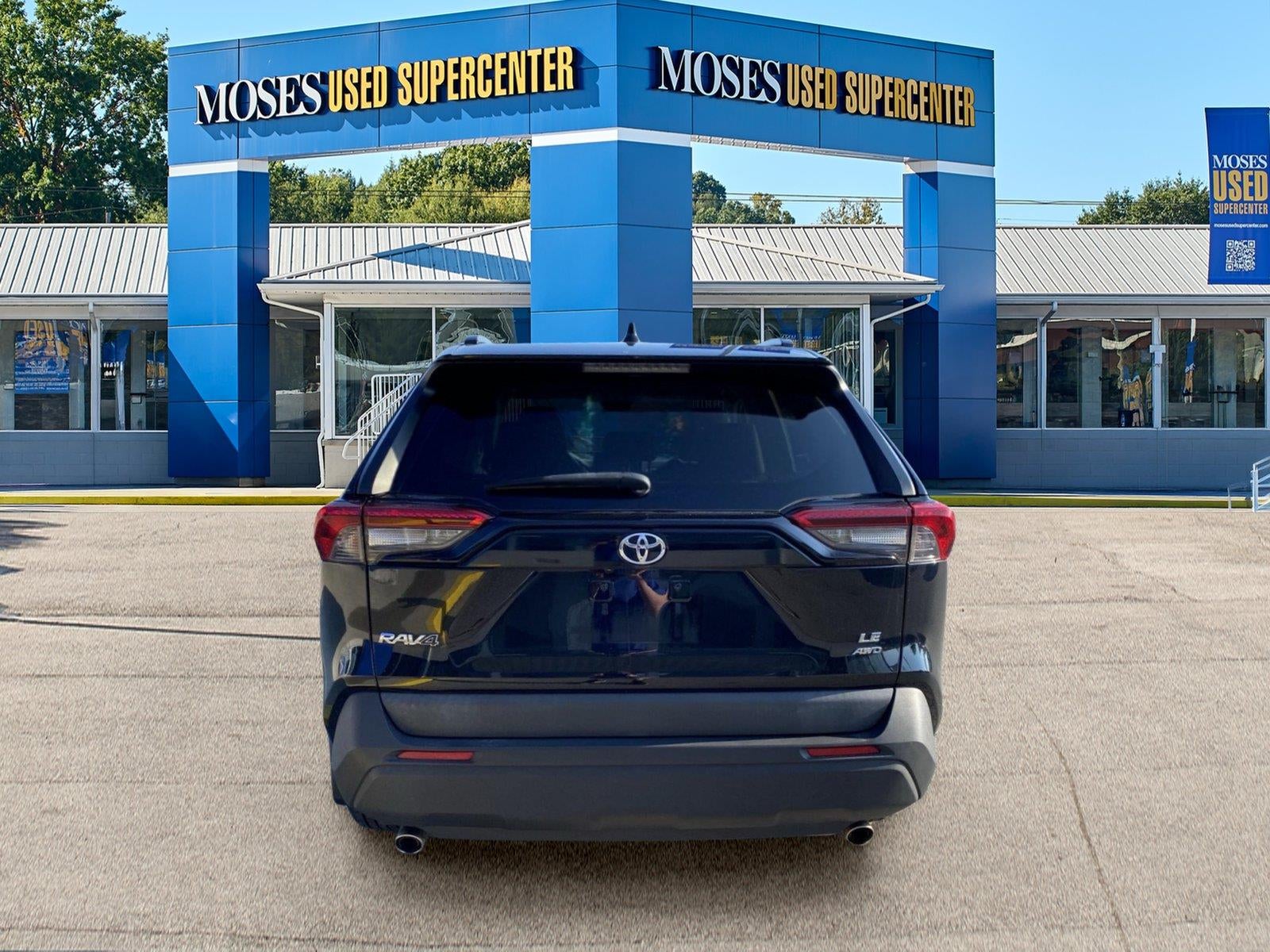 2019 Toyota RAV4 LE