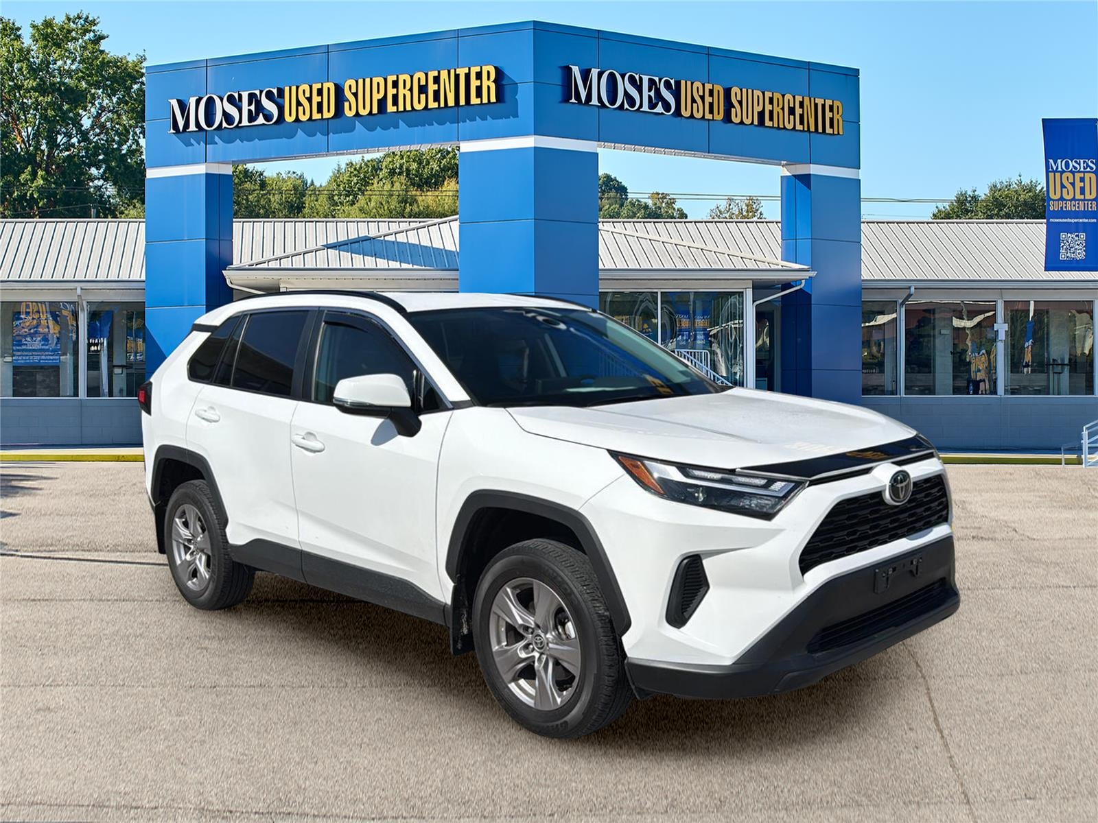 2022 Toyota RAV4 XLE