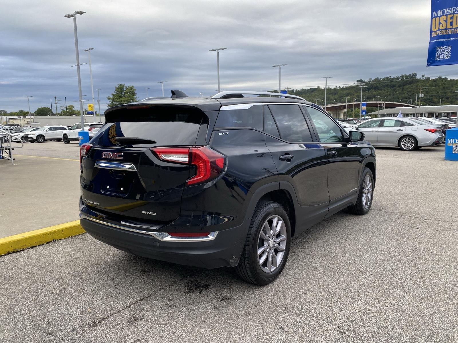 2024 GMC Terrain SLT