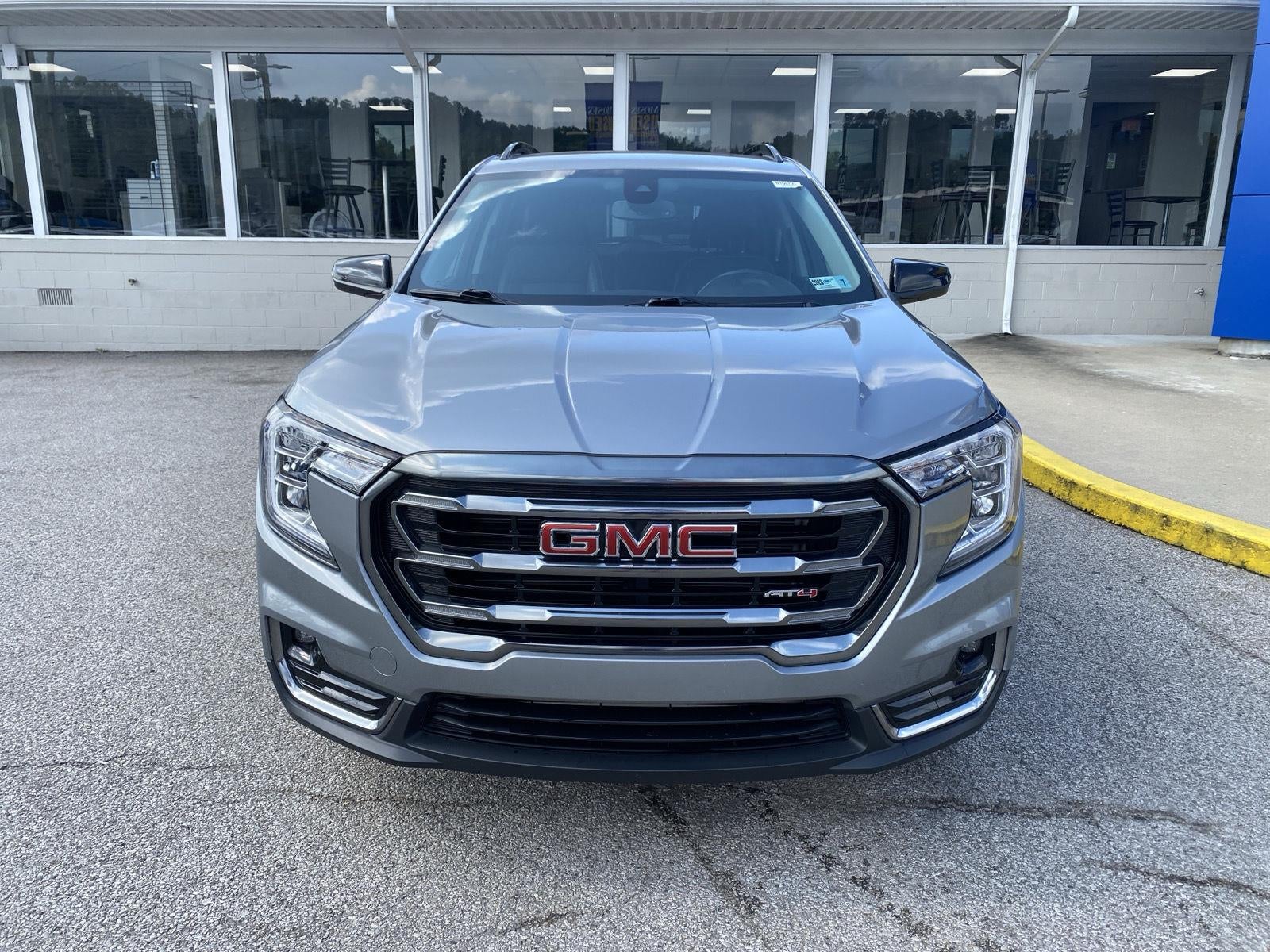 2023 GMC Terrain AT4