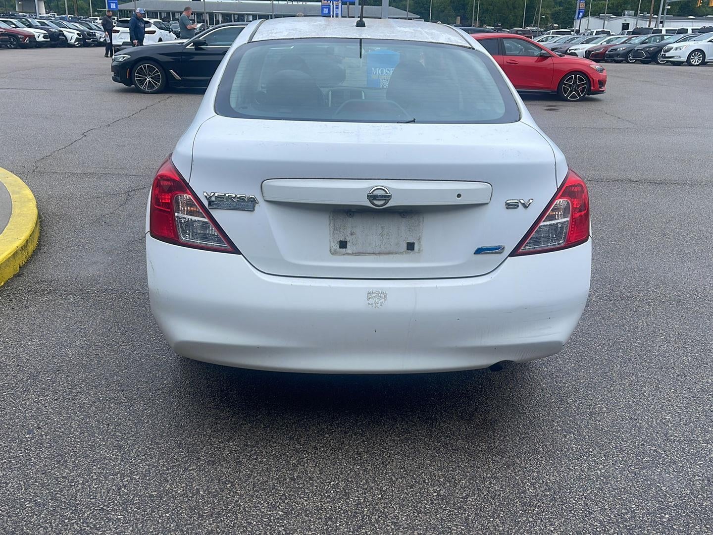 2012 Nissan Versa SV