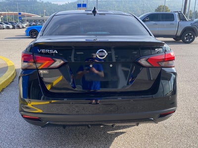 2022 Nissan Versa SR
