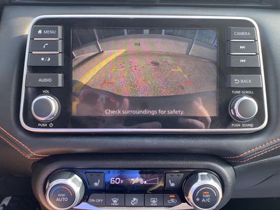 2022 Nissan Versa SR