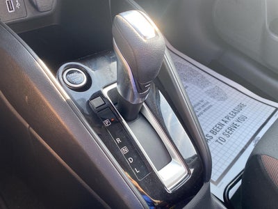 2022 Nissan Versa SR
