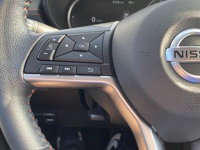 2022 Nissan Versa SR