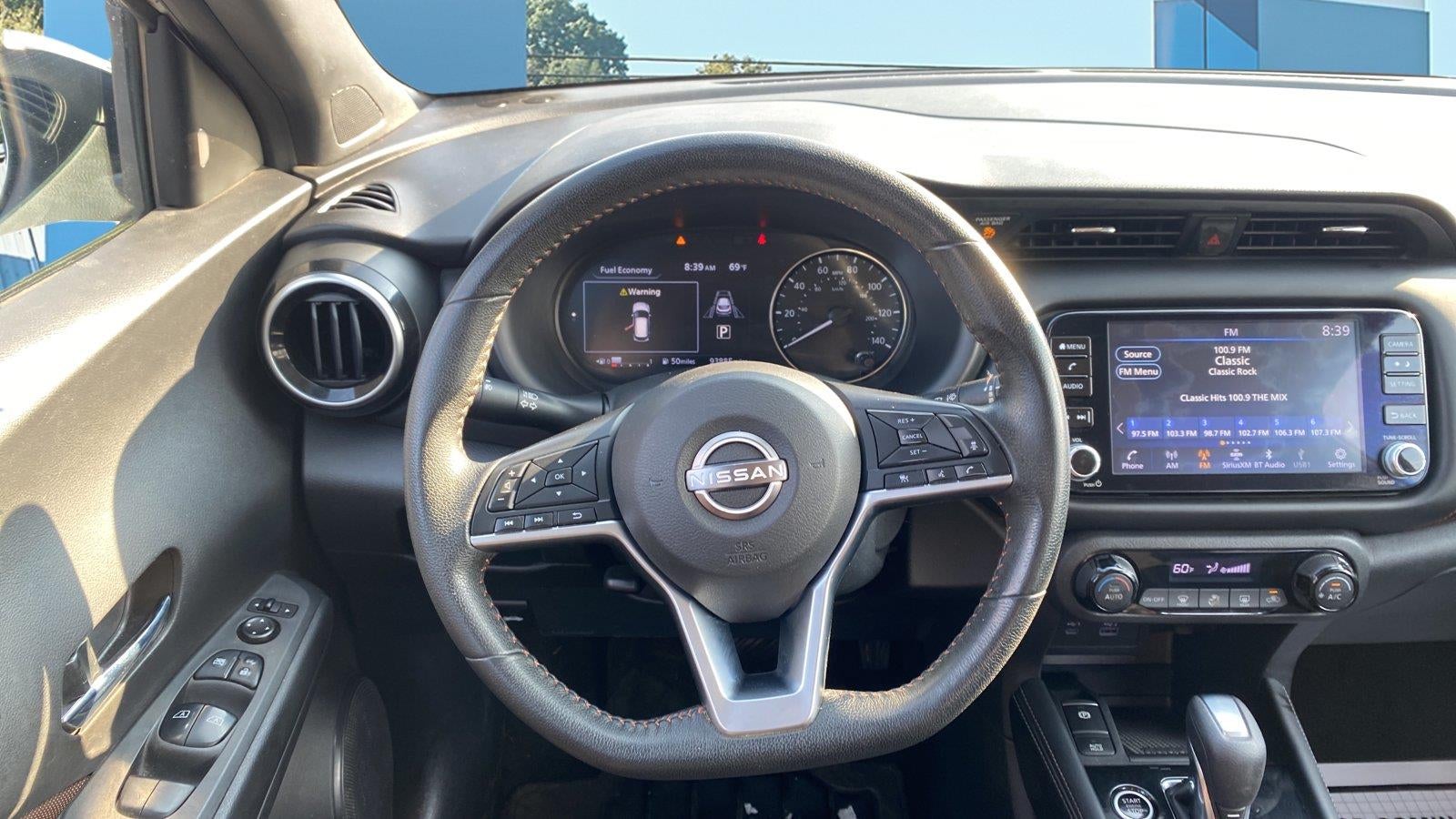 2022 Nissan Kicks SR