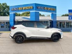 2022 Nissan Kicks SR