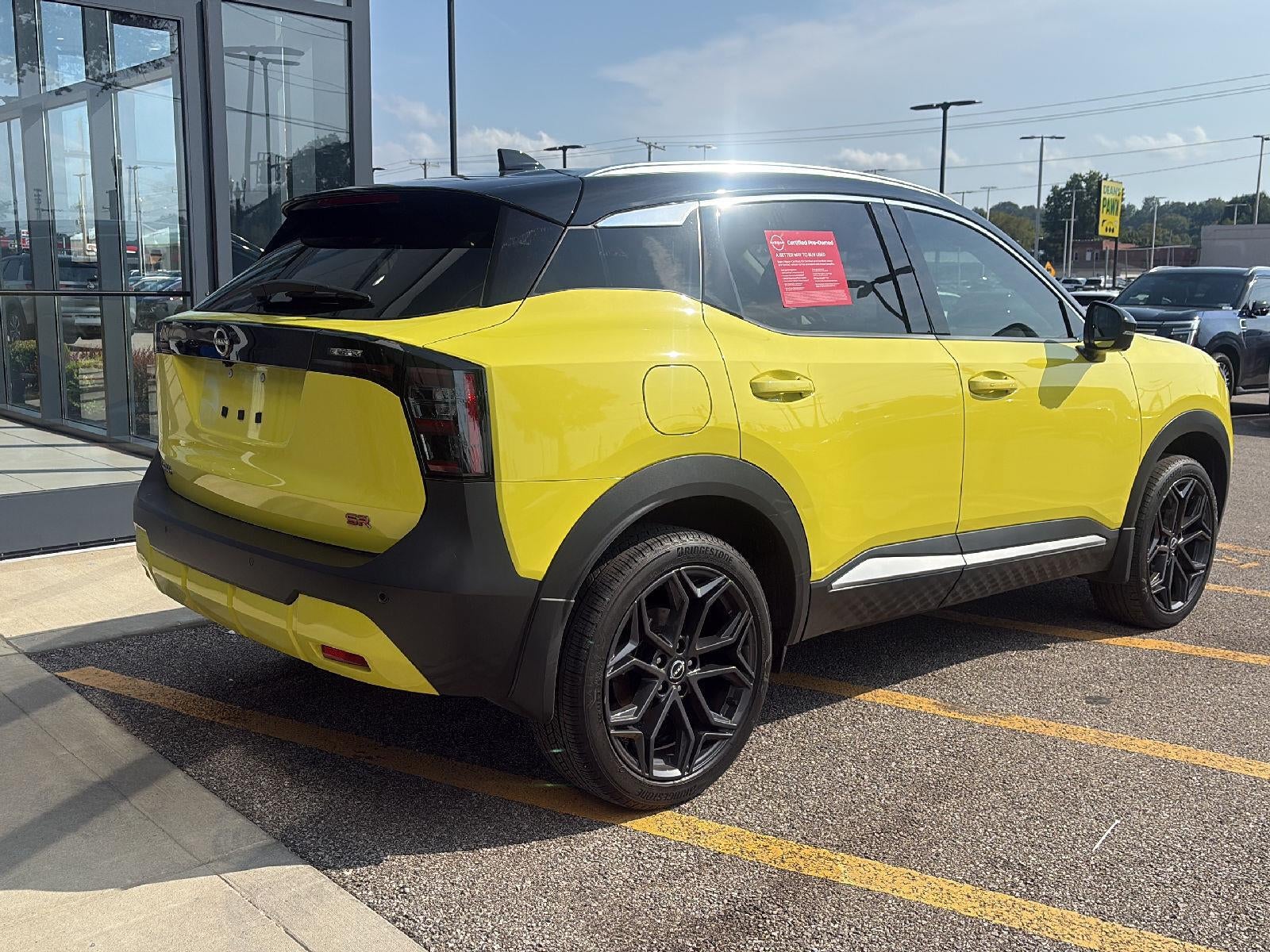 2025 Nissan Kicks SR