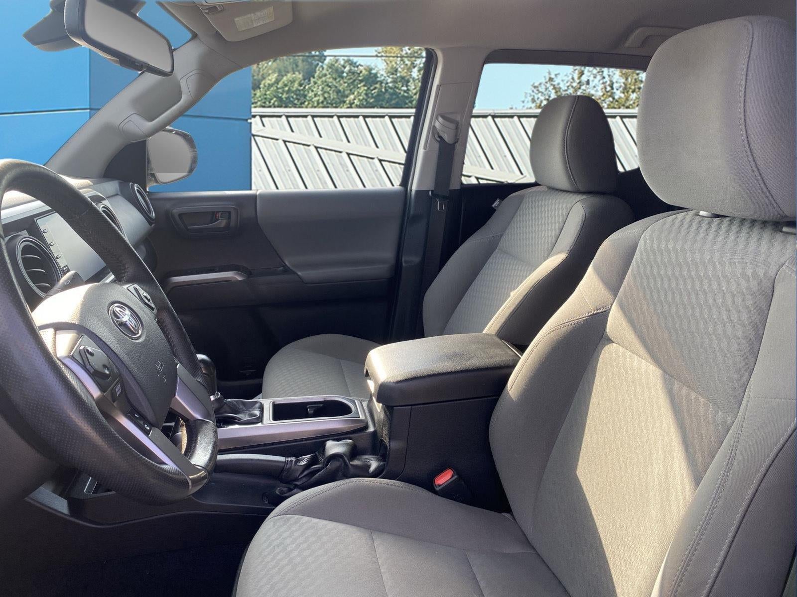 2020 Toyota Tacoma SR5 V6