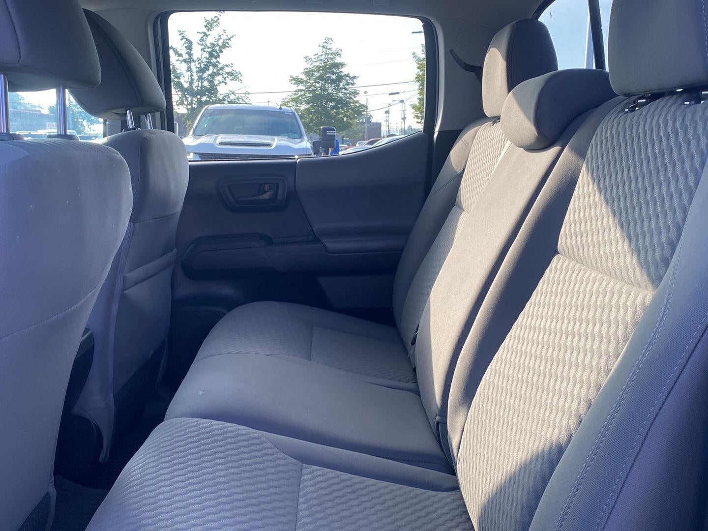 2022 Toyota Tacoma SR V6