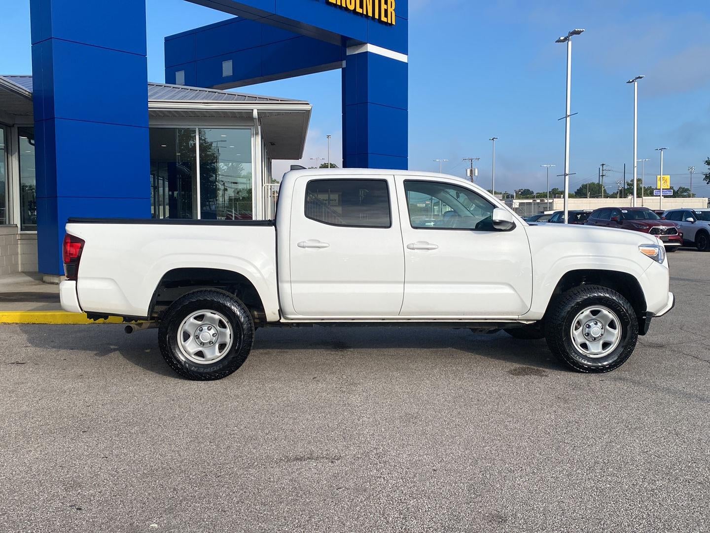 2022 Toyota Tacoma SR V6