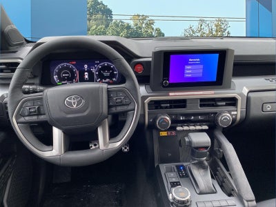 2025 Toyota Tacoma TRD Sport HV