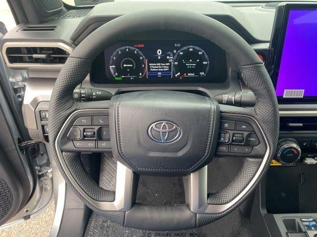 2025 Toyota Tacoma TRD Sport HV