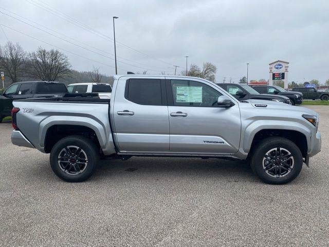 2025 Toyota Tacoma TRD Sport HV