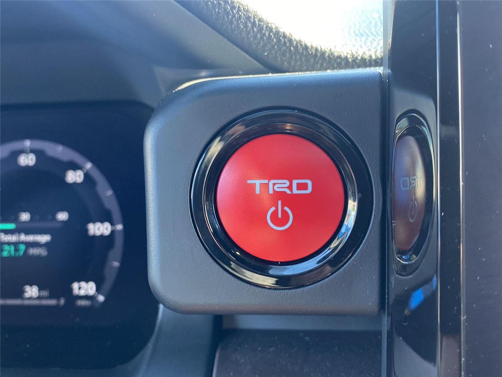 2025 Toyota Tacoma TRD Sport HV