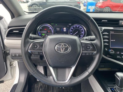 2020 Toyota Camry Hybrid XLE