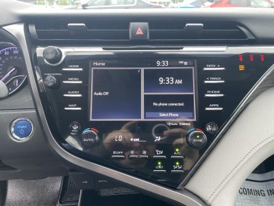 2020 Toyota Camry Hybrid XLE