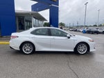 2020 Toyota Camry Hybrid XLE