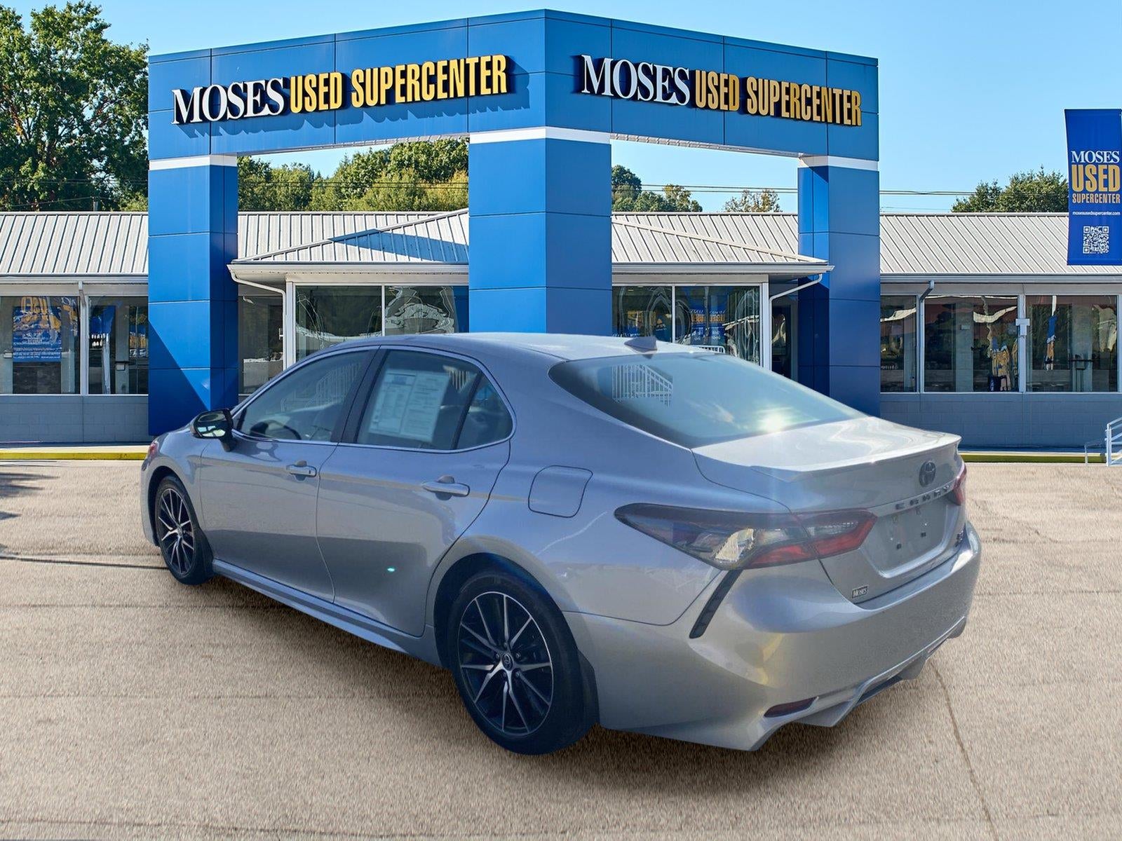 2023 Toyota Camry SE