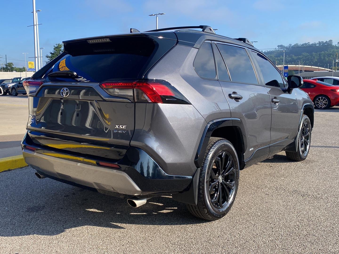 2025 Toyota RAV4 Hybrid XSE
