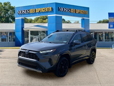 2022 Toyota RAV4 Hybrid SE