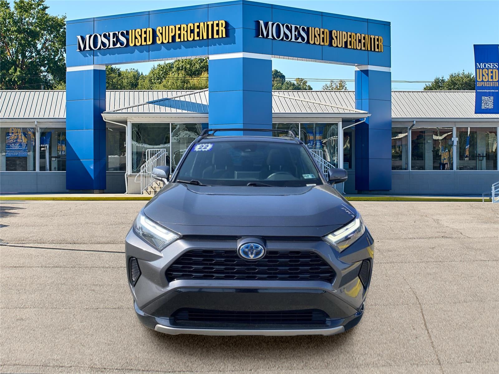 2022 Toyota RAV4 Hybrid SE