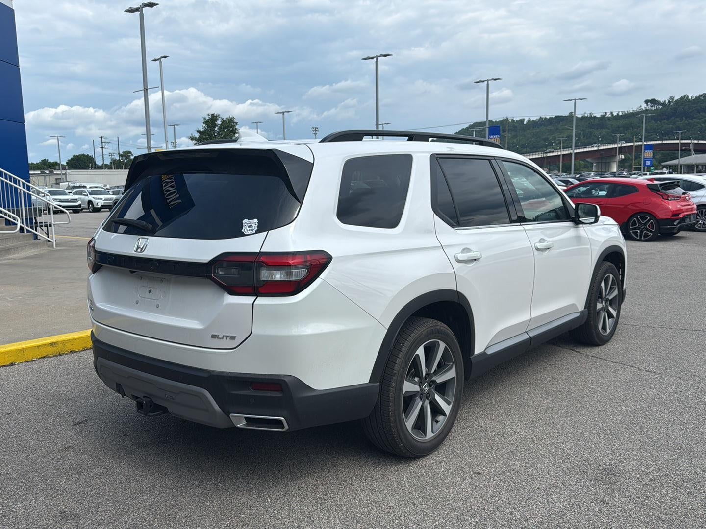 2025 Honda Pilot Elite