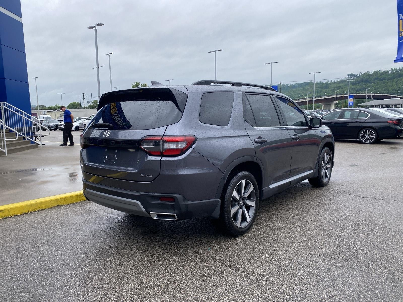 2025 Honda Pilot Elite