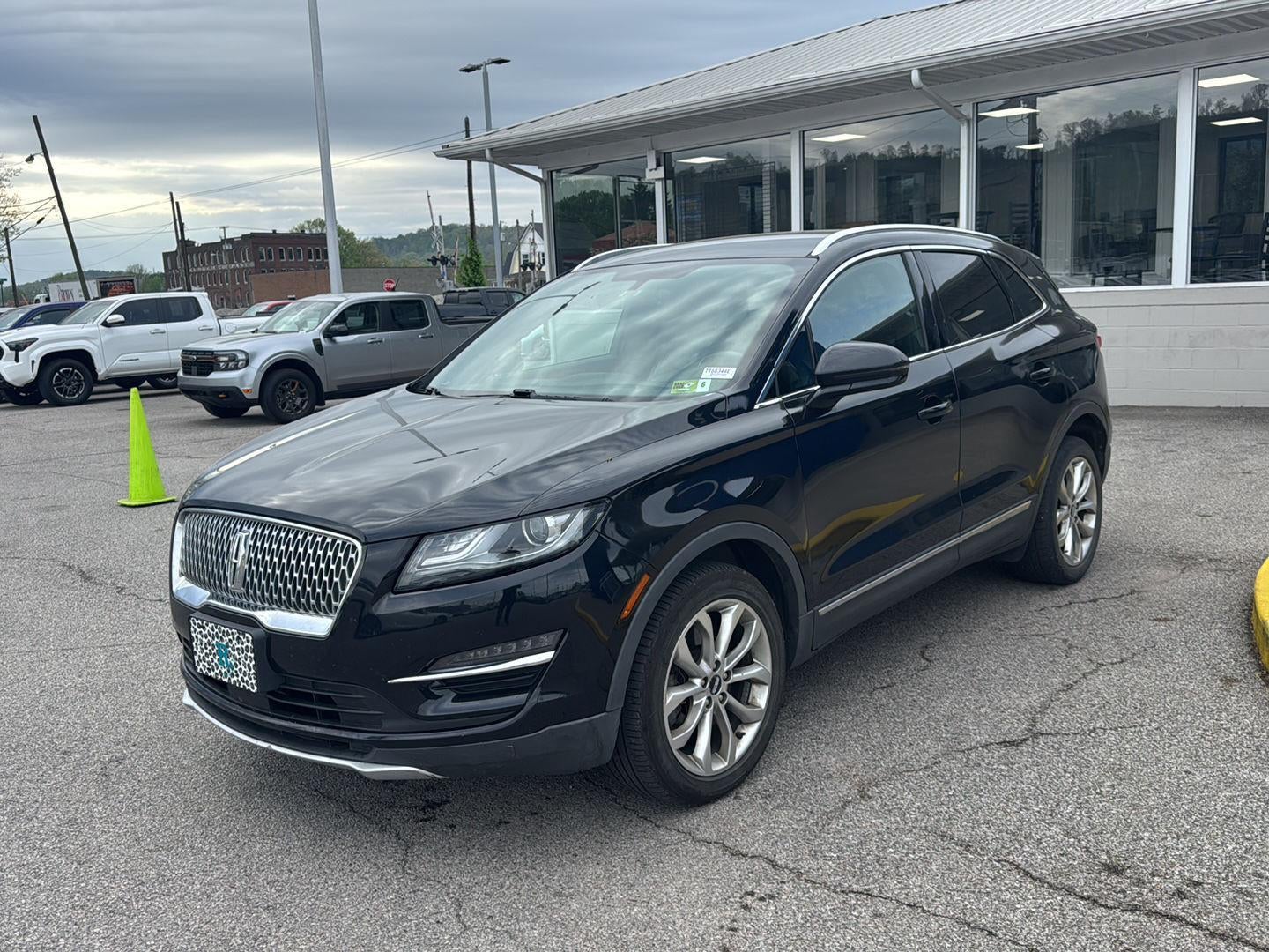 2019 Lincoln MKC Select